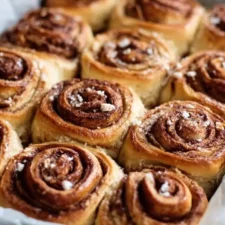 Dänische Zimtschnecken „Kanelsnegle“ Original-Rezept – weich, saftig & aromatisch
